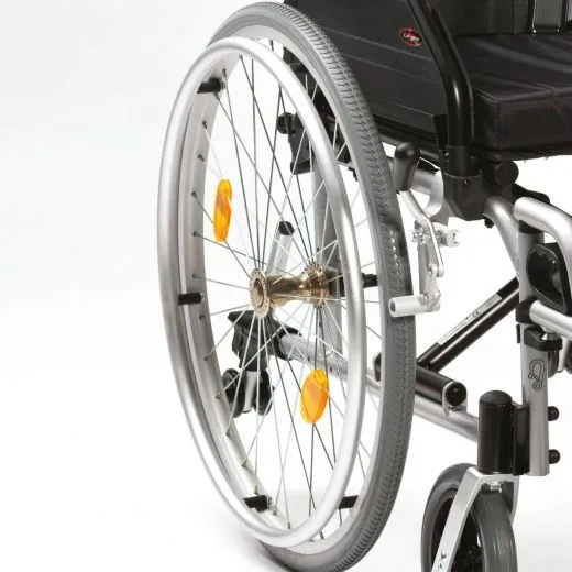 XS2 Quick Release Self Prpoel Wheels.jpg